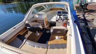 Flipper 666 HT- 2008. Mercruiser 135 HK. 270 gångtimmar.