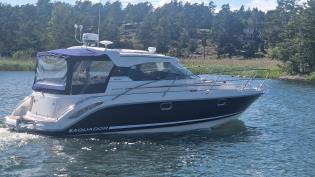 Aquador 28 HT Volvo penta D4-300 -2011 - Fint Skick! Full Teak!