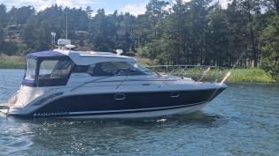 Aquador 28 HT Volvo penta D4-300 -2011 - Fint Skick! Full Teak!