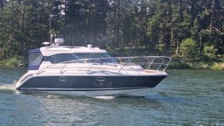 Aquador 28 HT Volvo penta D4-300 -2011 - Fint Skick! Full Teak!