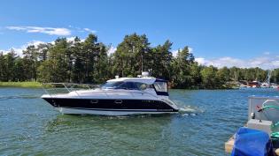 Aquador 28 HT Volvo penta D4-300 -2011 - Fint Skick! Full Teak!