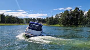 Aquador 28 HT Volvo penta D4-300 -2011 - Fint Skick! Full Teak!