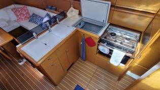 Jeanneau Sun Odyssey  379  -2012. Yanmar 29 HK.  Få gångtimmar och 1 ägare.