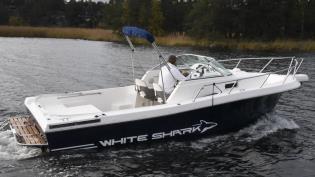 White Shark 237 -2001. Volvo Penta KAD32 -2001. Renoverad motor!