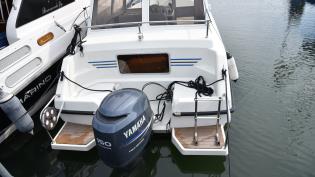 Willys 700 Hyttbåt -1994 Yamaha F150 -2008 Mycket praktisk och bekväm transportbåt!