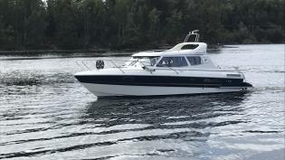 Bella 26 Falcon -2004, Volvo Penta KAD 43P -2004