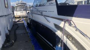 Aquador 28 HT Volvo penta D4-300 -2011 - Fint Skick! Full Teak!