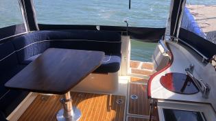 Aquador 28 HT Volvo penta D4-300 -2011 - Fint Skick! Full Teak!