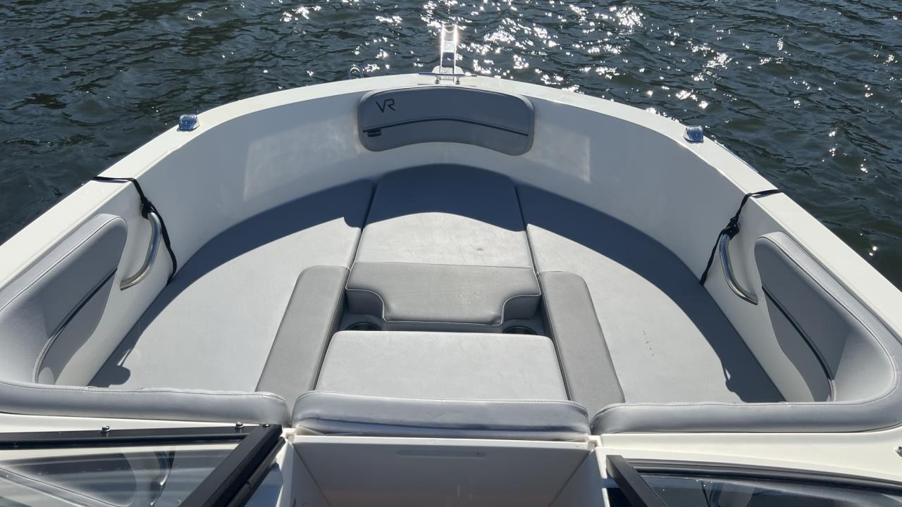 Bayliner VR4 Med Mercruiser 4,5L -22