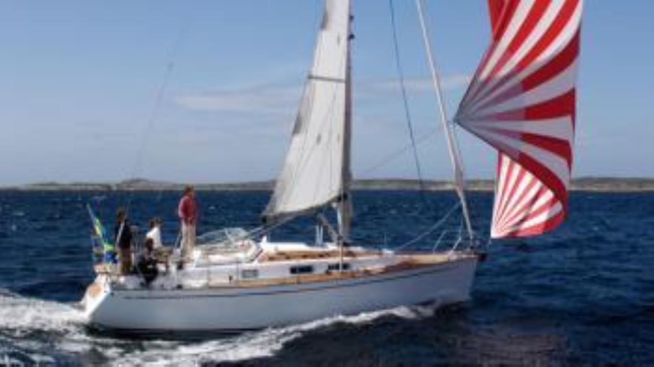 najad 355 sailboatdata